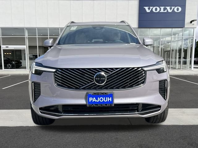 2026 Volvo XC90 B5 Plus photo 2