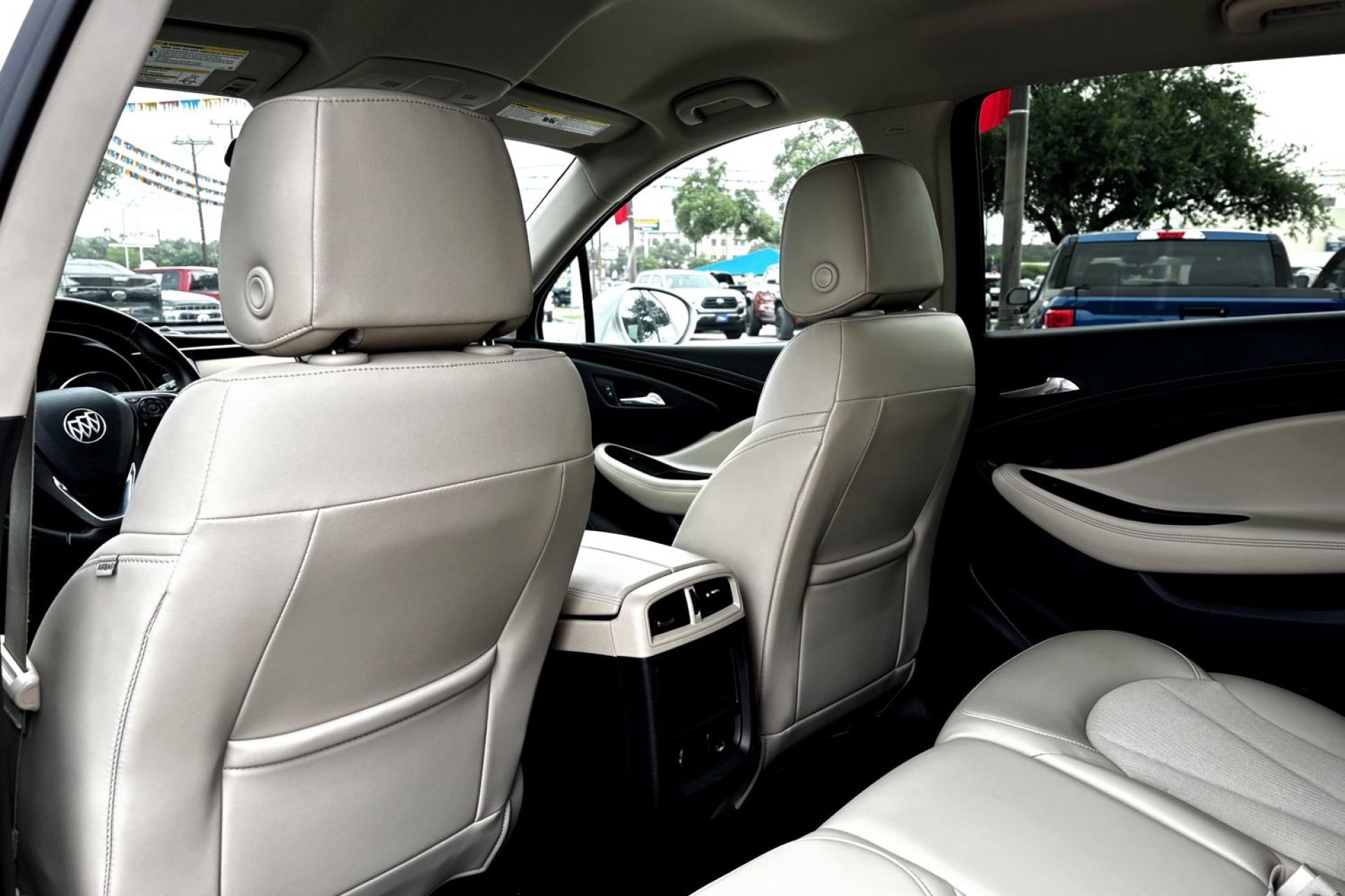 2018 Buick Envision Preferred photo 21