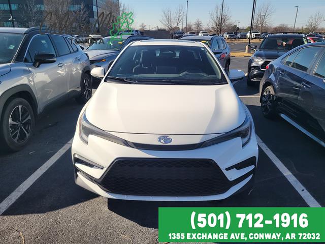 Used 2025 Toyota Corolla SE with VIN 5YFP4MCE0SP229143 for sale in Northfield, Minnesota