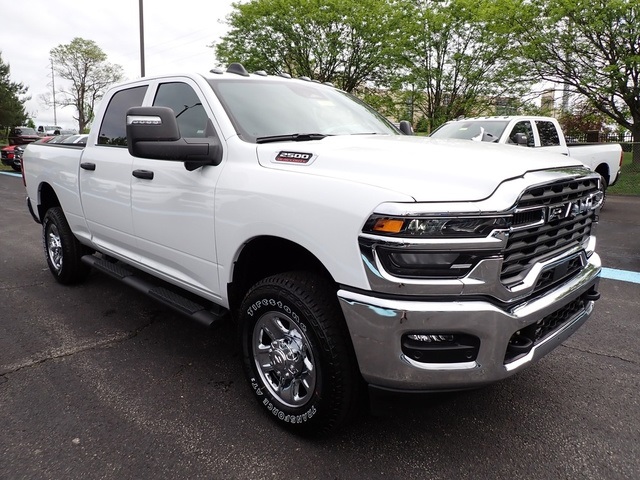 2025 Ram 2500 Tradesman photo 6