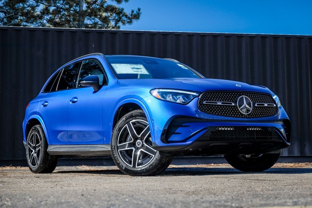 2026 Mercedes-Benz GLC Base's photo