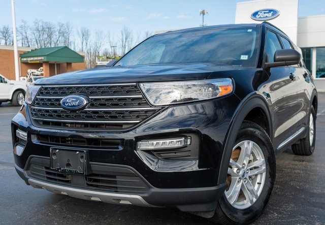 2023 Ford Explorer XLT's photo