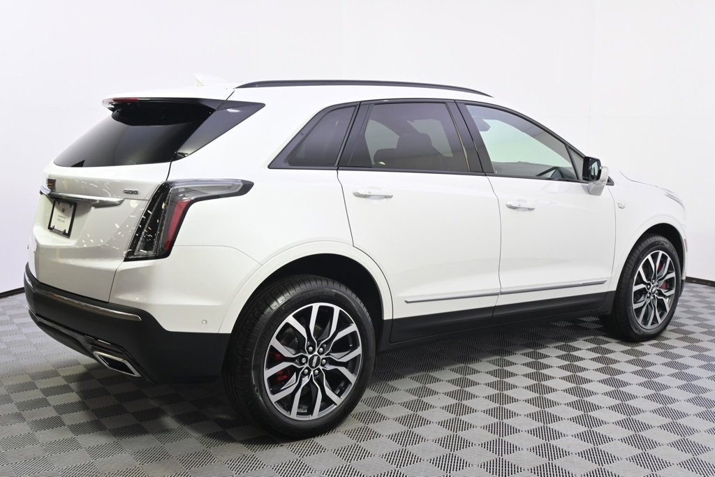 2025 Cadillac XT5 Sport photo 7