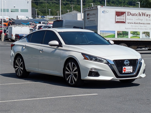 2022 Nissan Altima 2.5 Platinum photo 3