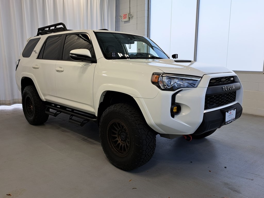 2019 Toyota 4Runner TRD Off-Road Premium photo 4
