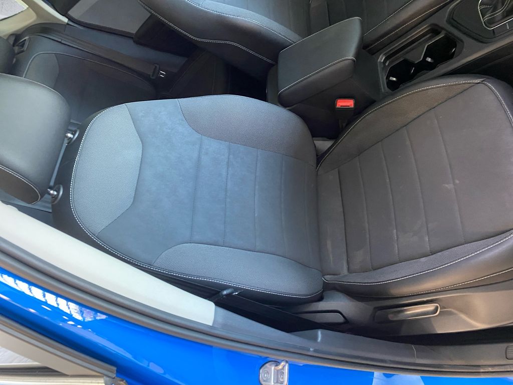 2022 Volkswagen Taos SE photo 11
