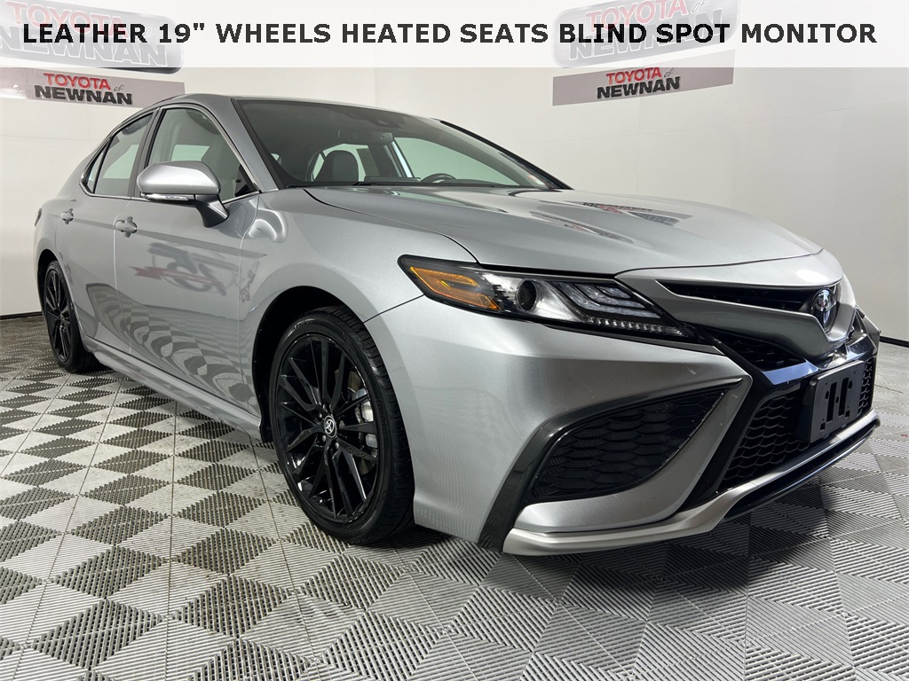 2023 Toyota Camry XSE's photo