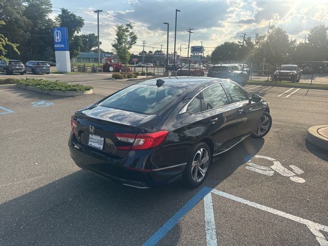 2019 Honda Accord EX photo 4