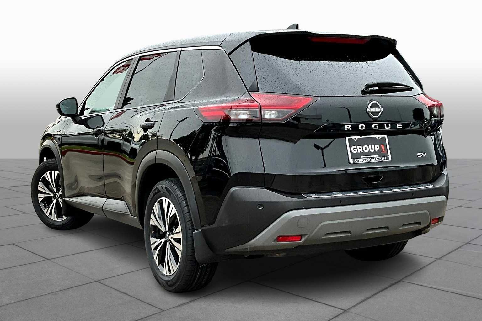 2023 Nissan Rogue SV photo 10