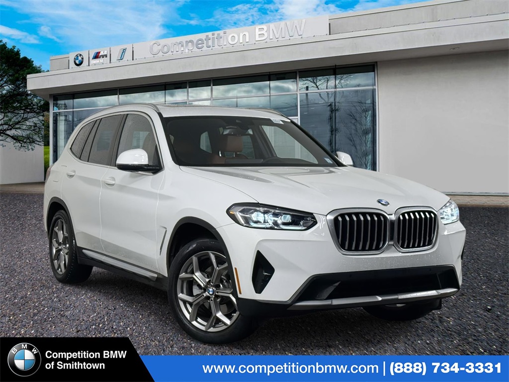 2022 BMW X3 30i's photo