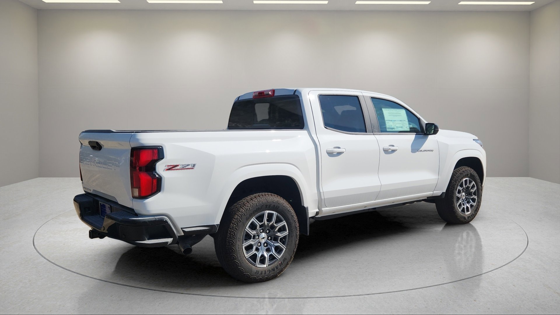 2026 Chevrolet Colorado Z71 photo 3