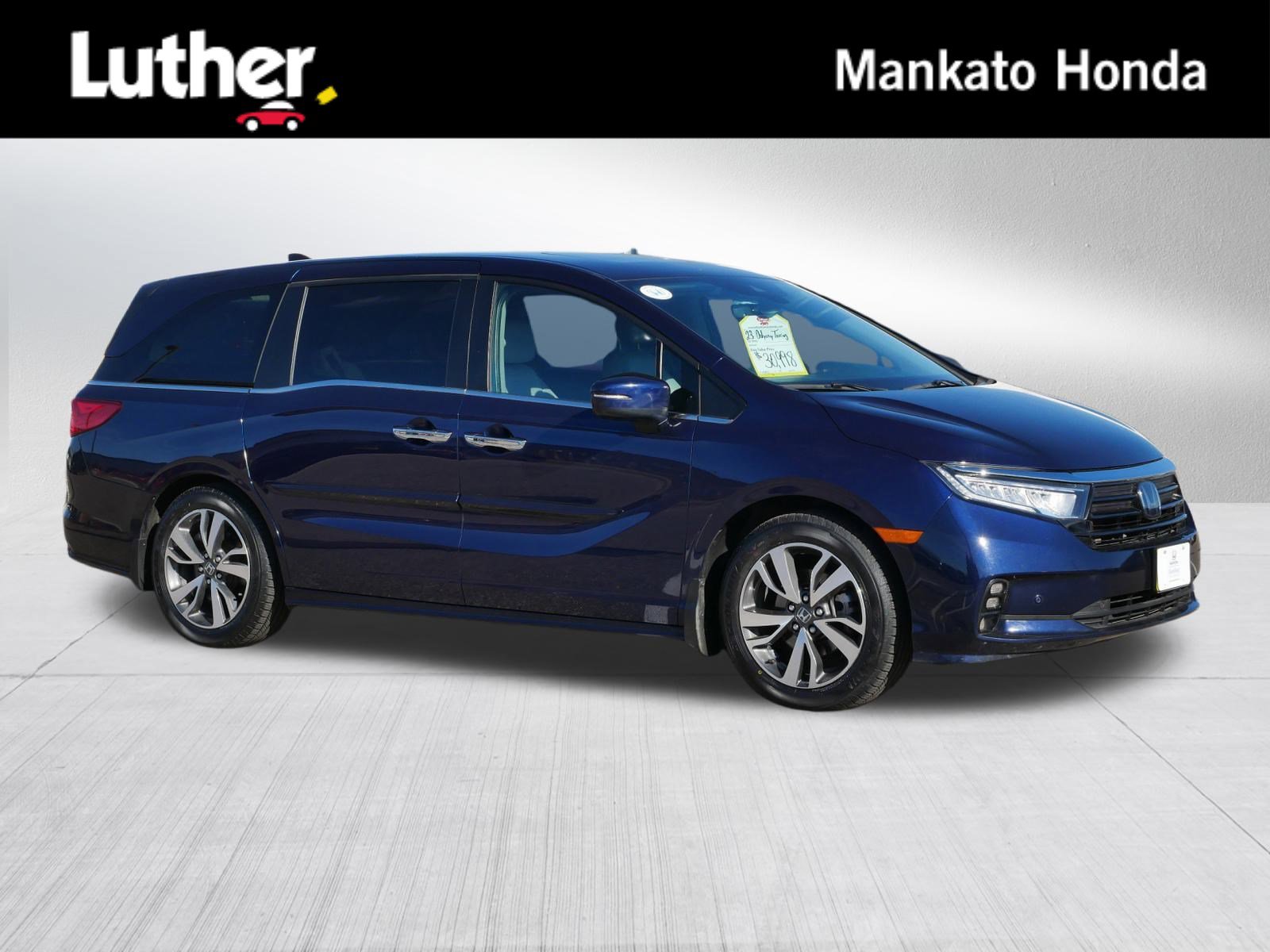 2023 Honda Odyssey Touring's photo