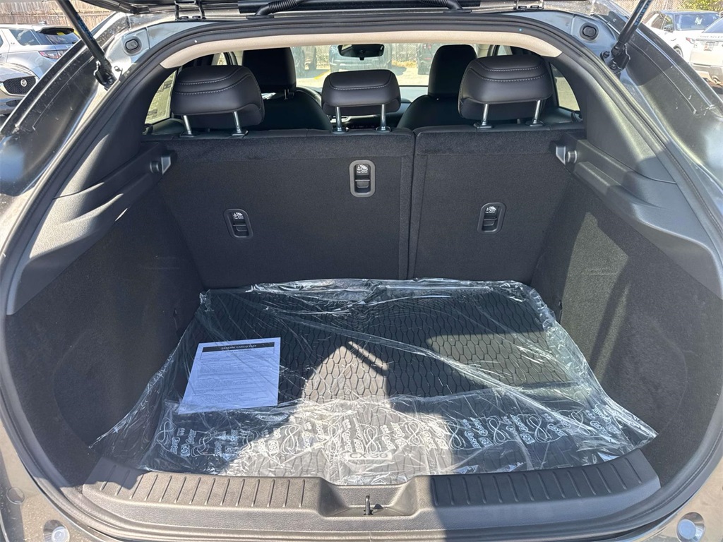 2025 Mazda CX-30 2.5 S Preferred photo 7