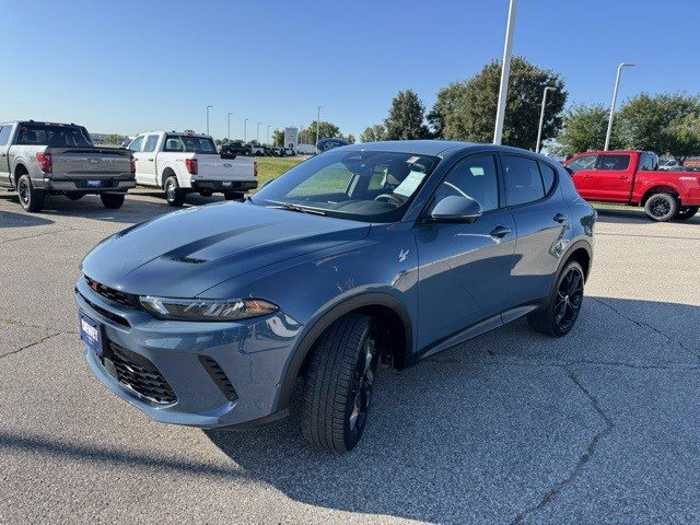 2024 Dodge Hornet GT photo 2