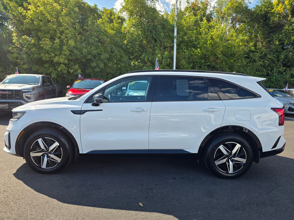 2022 Kia Sorento S photo 4