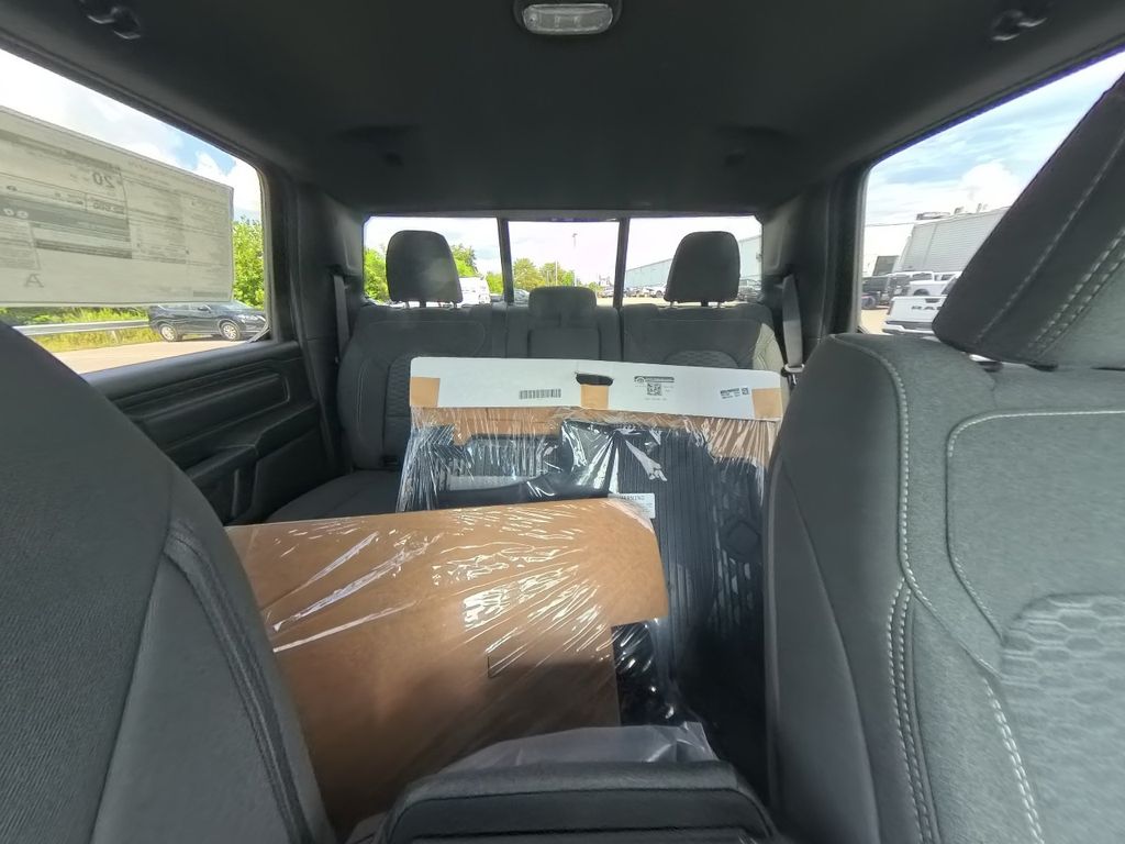 2026 Ram 1500 Warlock photo 22