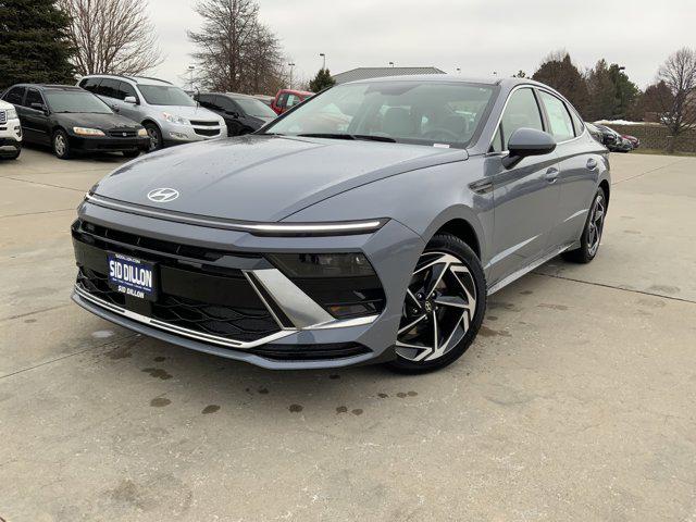 2026 Hyundai Sonata SEL's photo