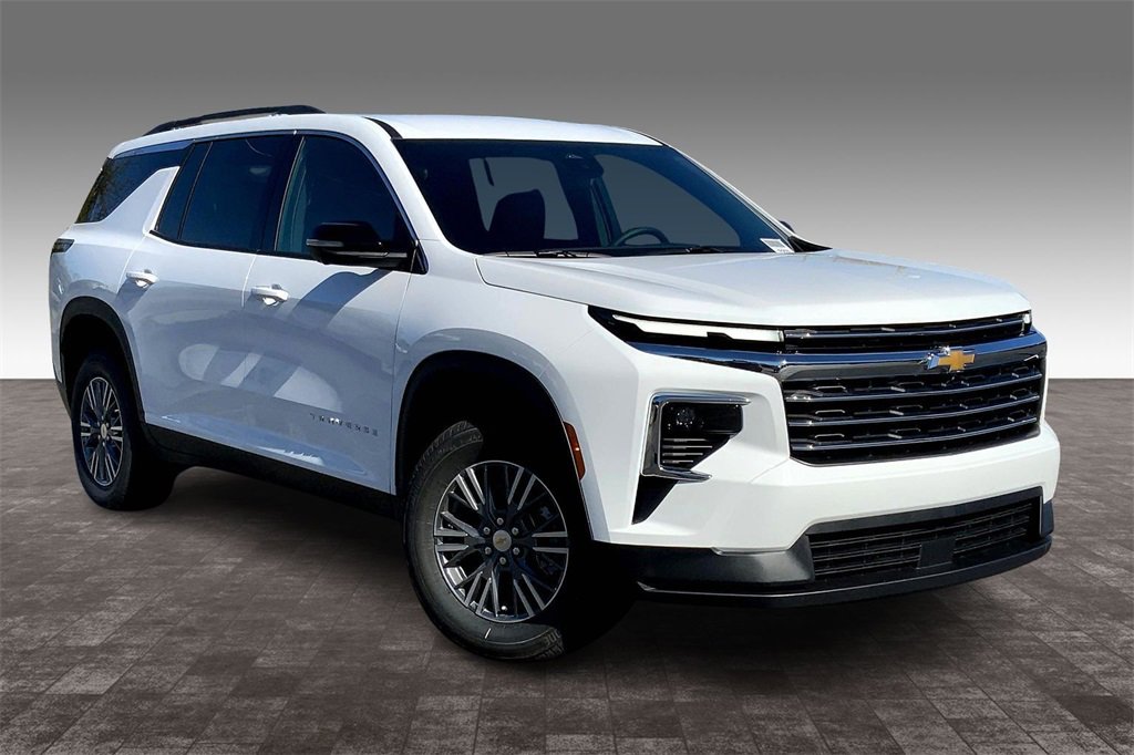 2026 Chevrolet Traverse LT's photo