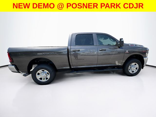 2025 Ram 2500 Tradesman photo 4