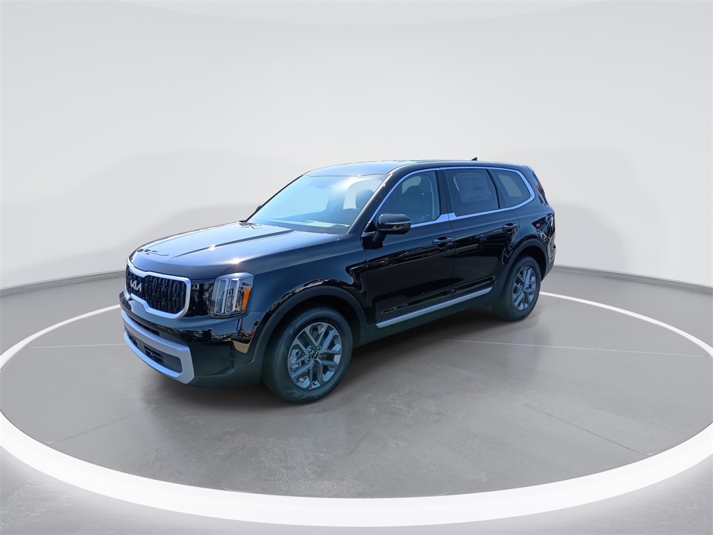 2025 Kia Telluride LX photo 4