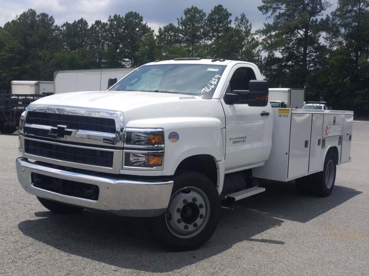 2023 Chevrolet Silverado 4500 Medium Duty Chassis Cab Work Truck's photo