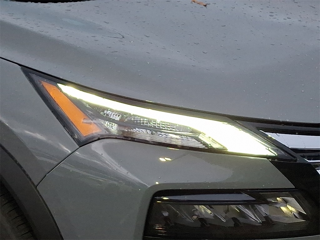 2026 Nissan Rogue SV photo 2