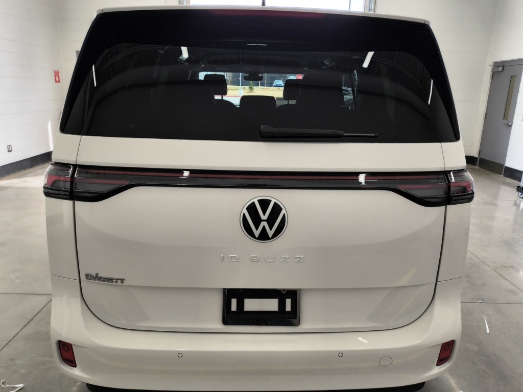 2025 Volkswagen ID. Buzz Pro S photo 4