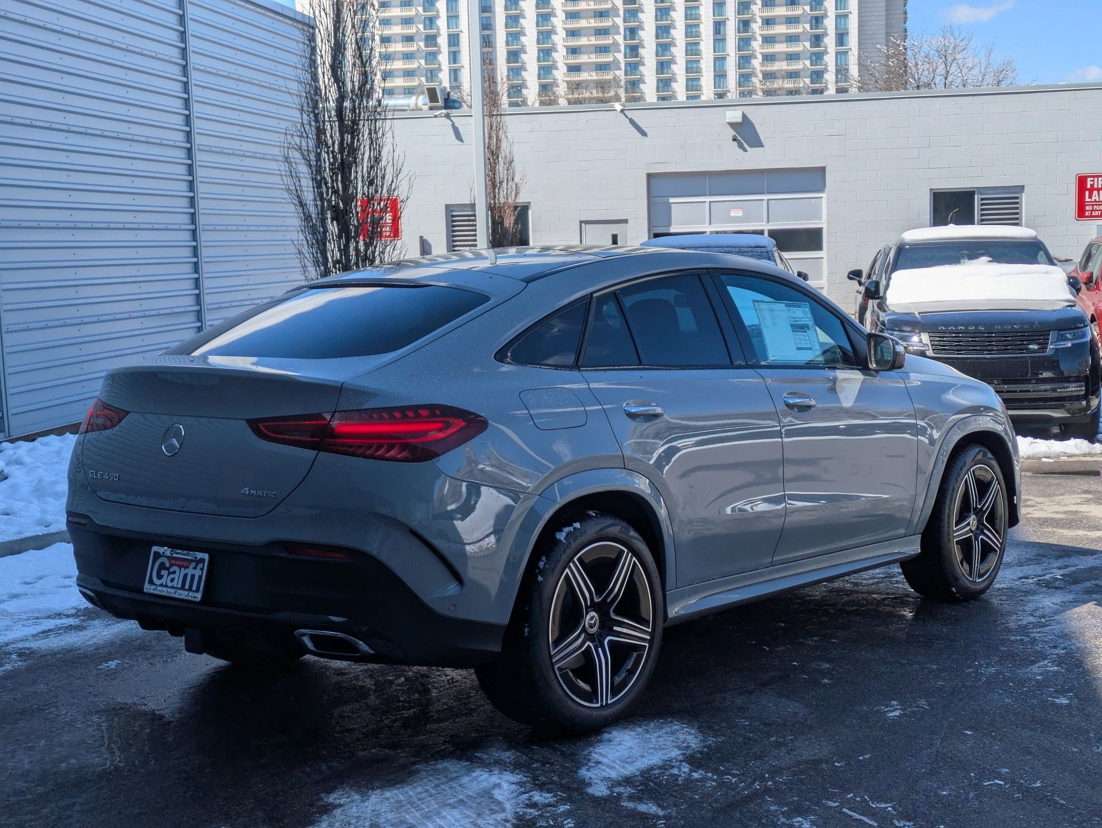 2025 Mercedes Benz GLE 450 4MATIC photo 3