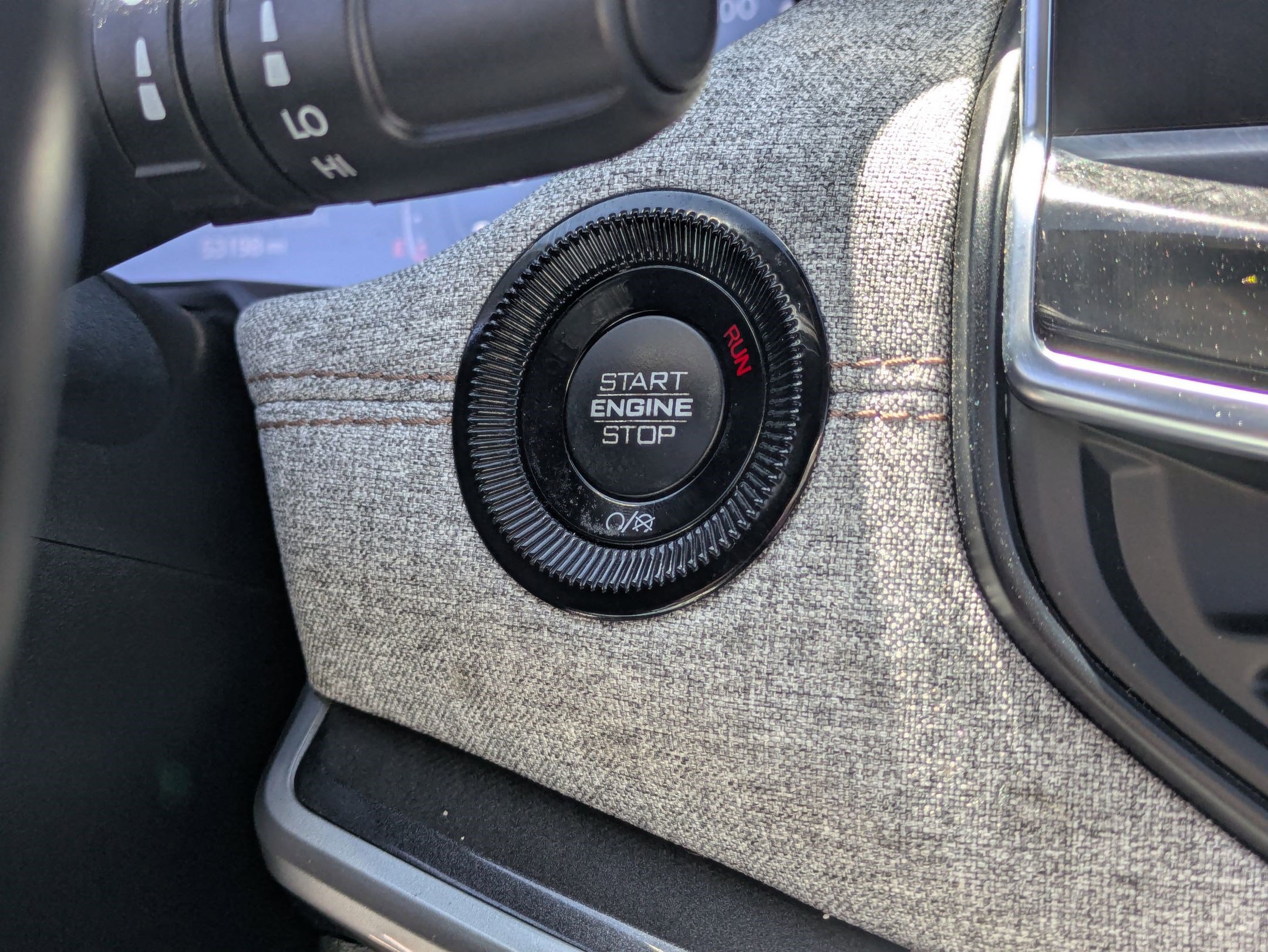 2022 Jeep Compass Latitude Lux photo 18