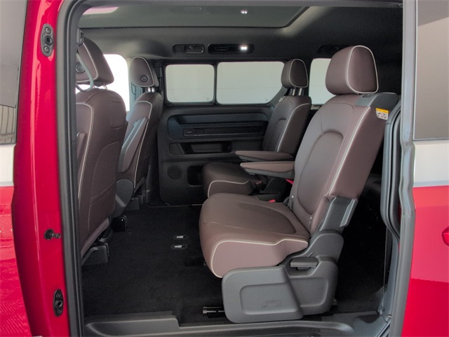 2025 Volkswagen ID. Buzz Pro Plus photo 5