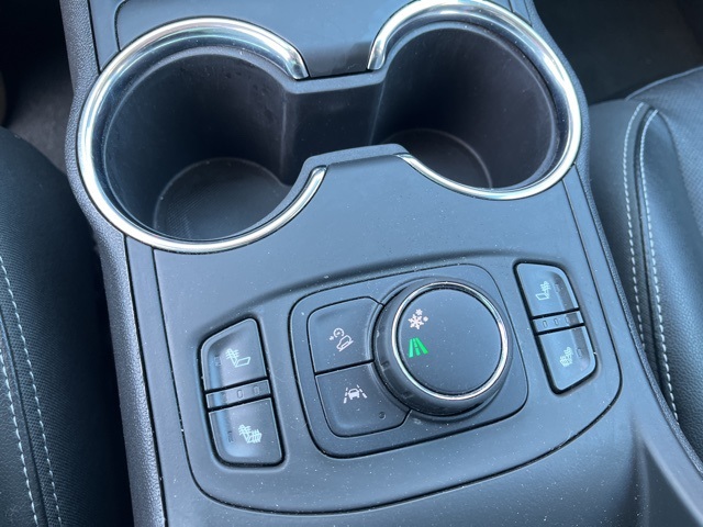 2023 Gmc Terrain SLT photo 13