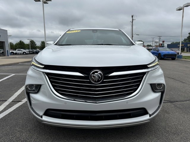 2023 Buick Enclave Essence photo 2