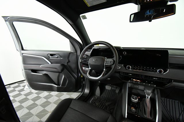 2024 Chevrolet Colorado Z71 photo 17