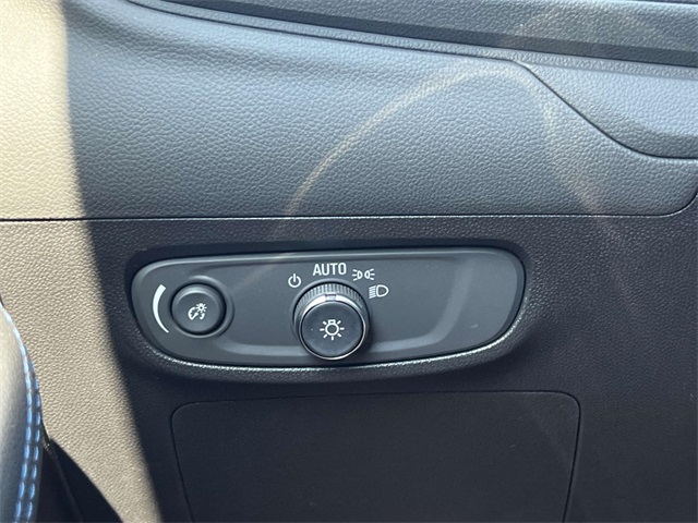 2025 Buick Encore GX Sport Touring photo 22