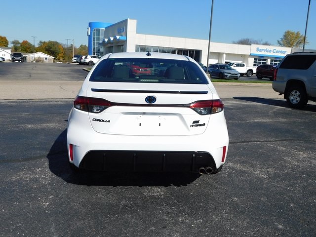 2024 Toyota Corolla Hybrid Nightshade Edition photo 4