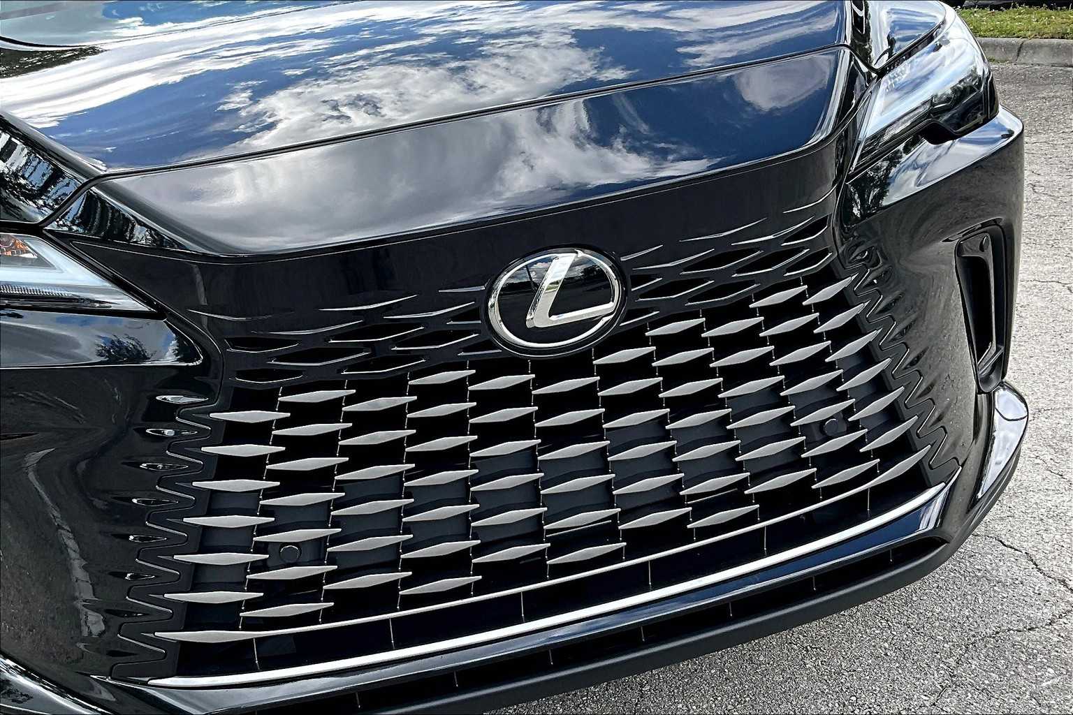 2023 Lexus RX Premium photo 28