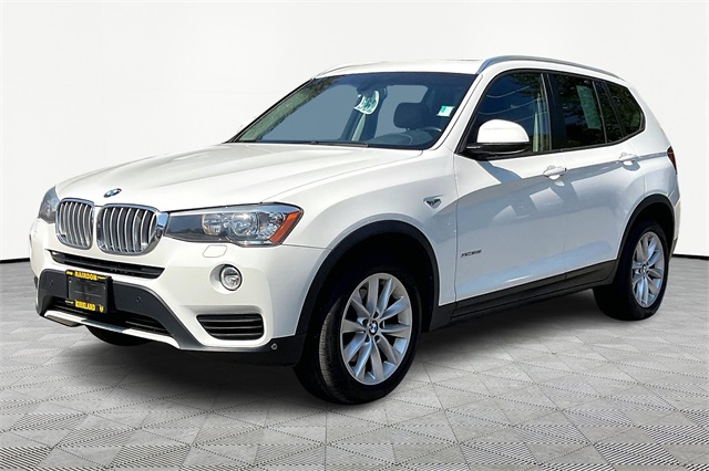 Used 2015 BMW X3 xDrive28i with VIN 5UXWX9C52F0D50211 for sale in Kirkland, WA