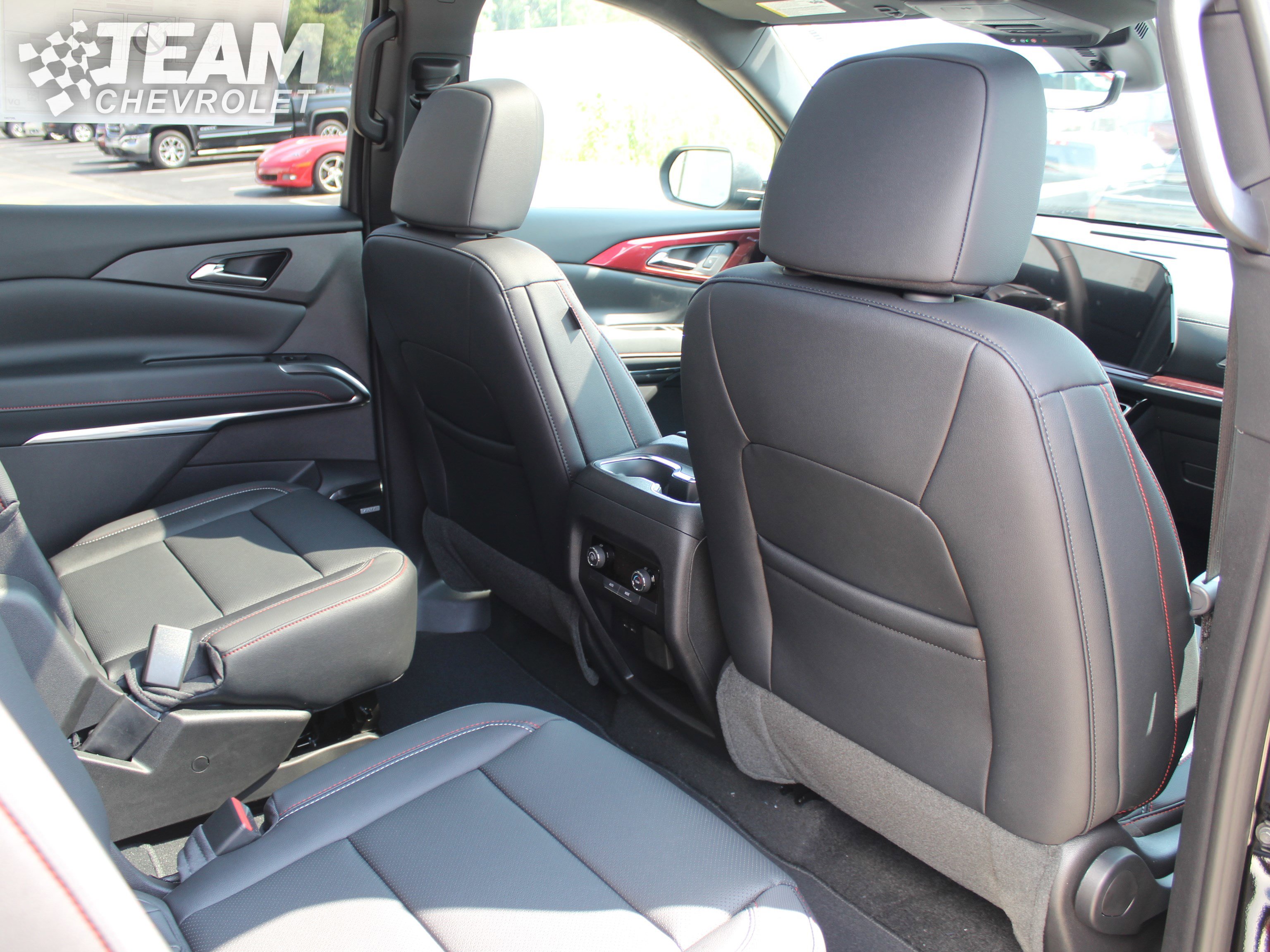 2026 Chevrolet Traverse Z71 photo 18