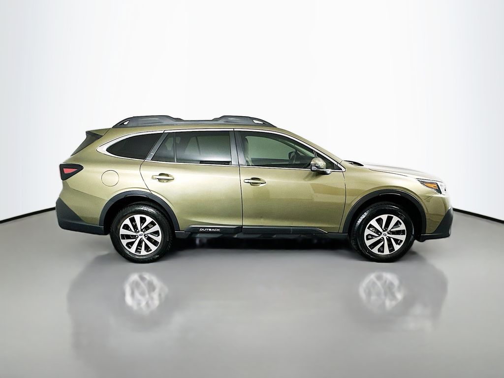 2022 Subaru Outback Premium photo 4