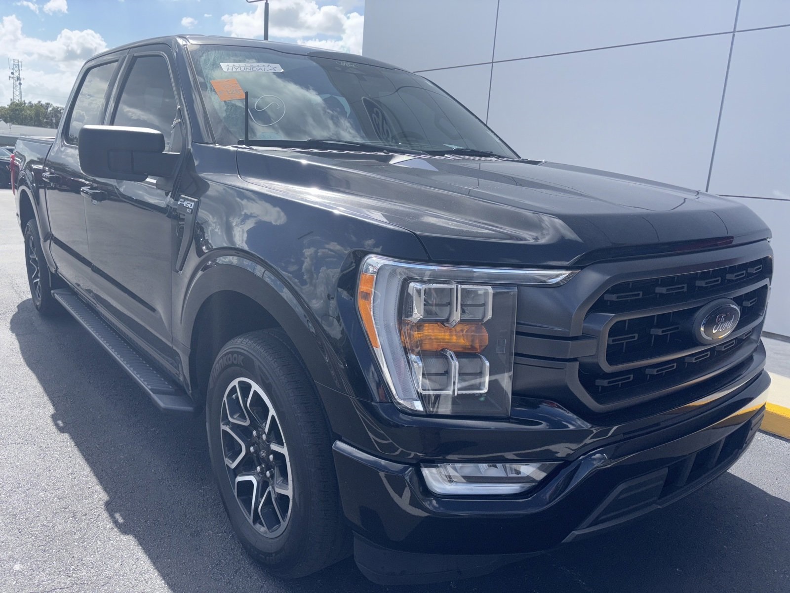 2022 Ford F-150 XLT photo 4