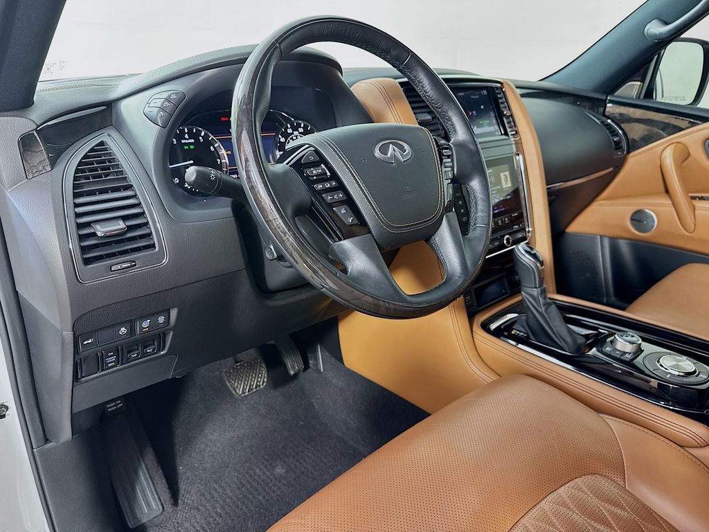 2021 Infiniti QX80 Sensory photo 8