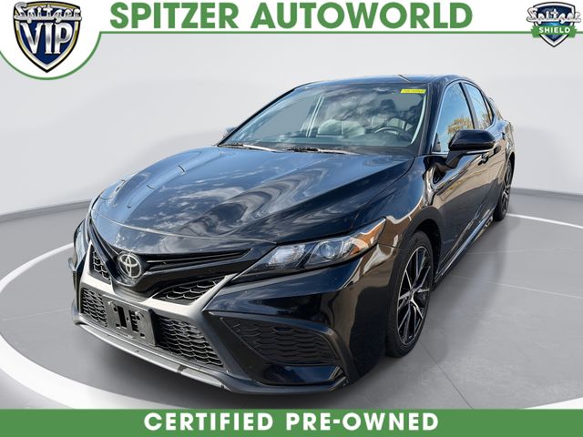 2023 Toyota Camry SE's photo