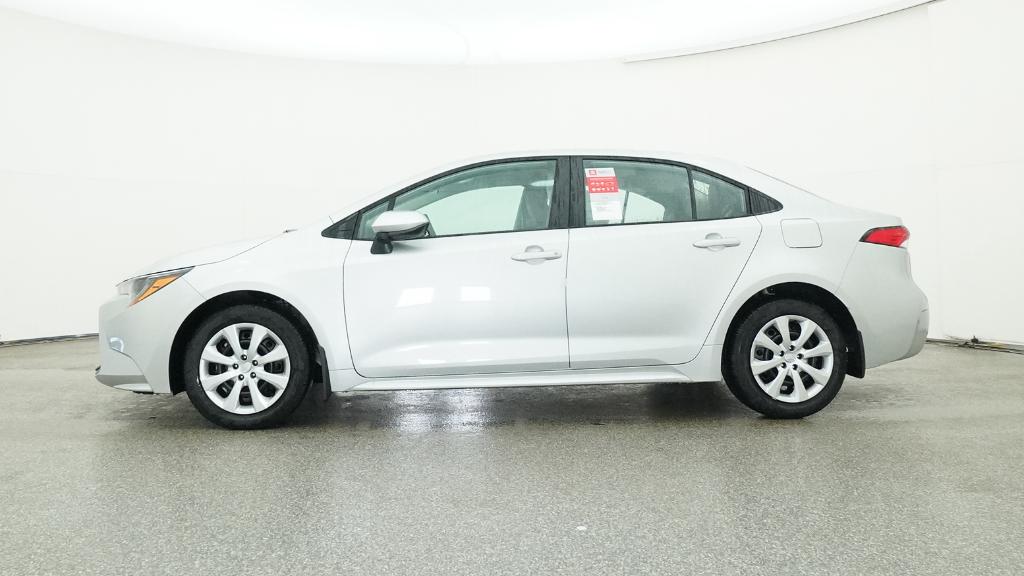2025 Toyota Corolla LE photo 10