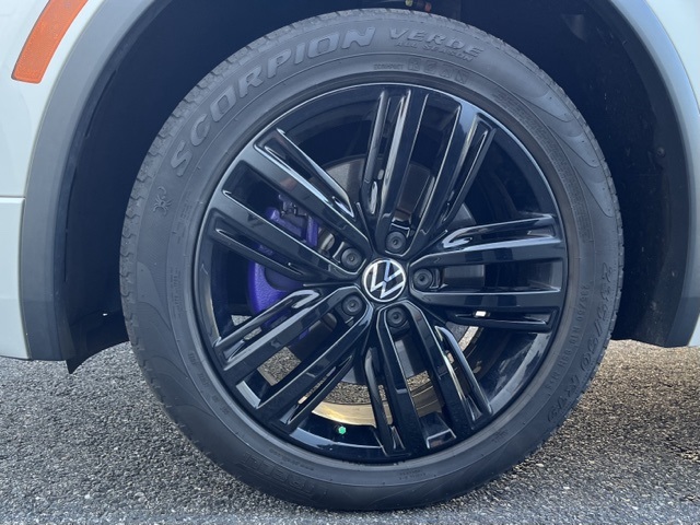 2022 Volkswagen Tiguan SE R-Line Black photo 13
