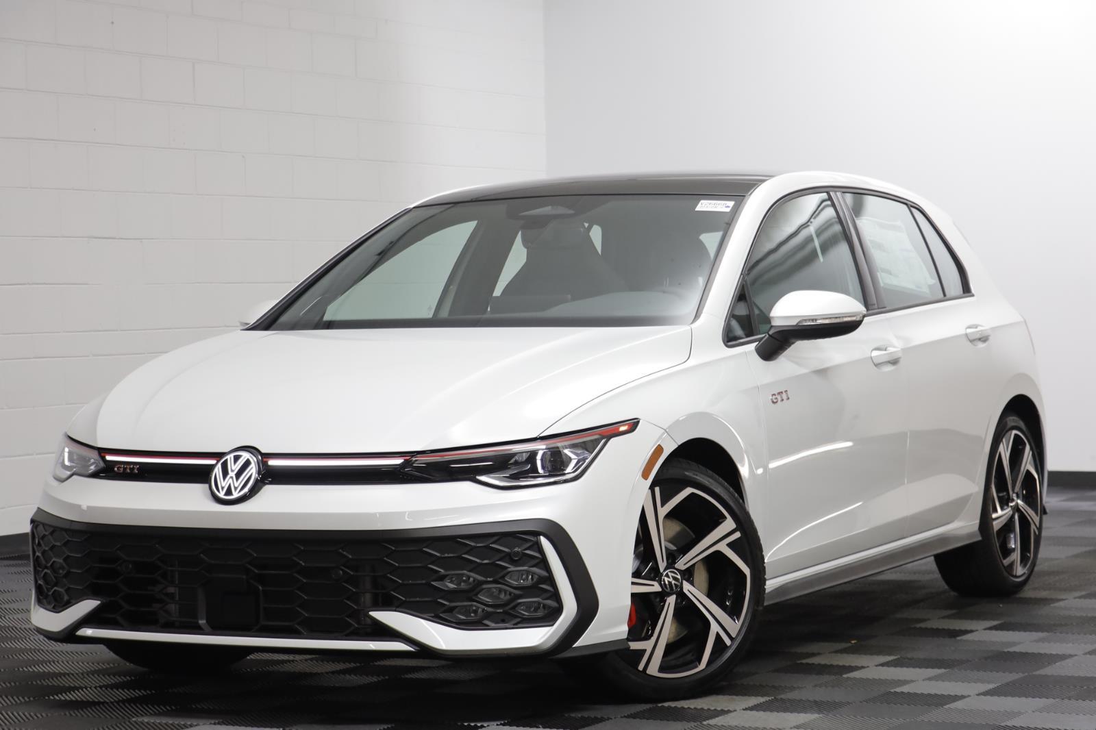 2026 Volkswagen Golf GTI SE's photo