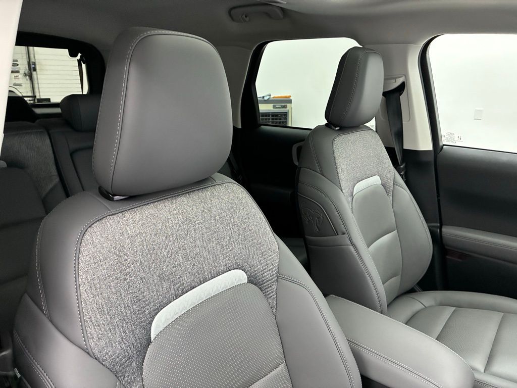 2025 Ford Bronco Sport Badlands photo 31