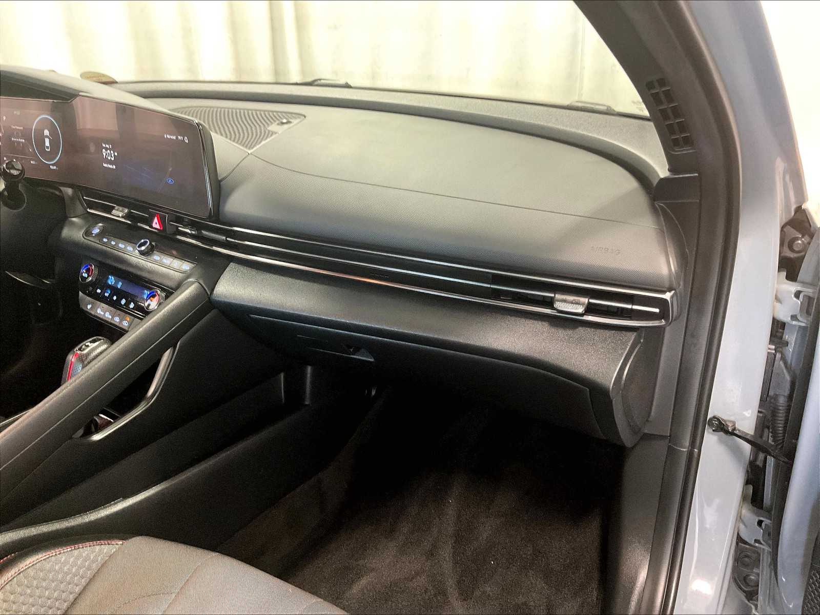 2023 Hyundai Elantra N Line photo 13