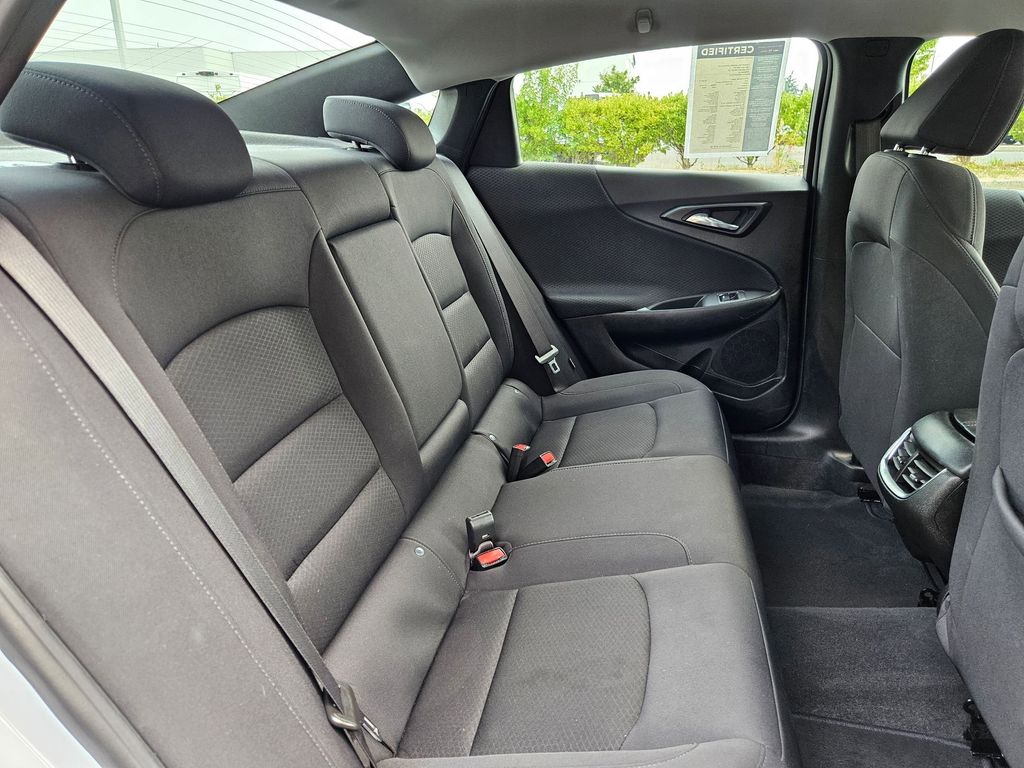 2023 Chevrolet Malibu 1LT photo 27