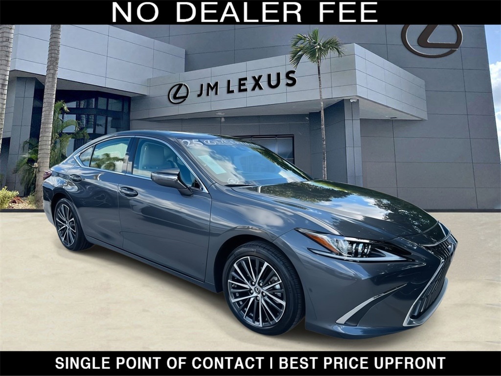 2025 Lexus ES 350's photo