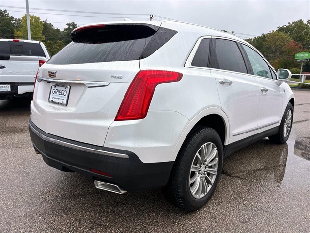2017 Cadillac XT5 Luxury photo 3